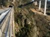 Puente Gundián y las obras del puente nuevo de la Línea del AVE Santiago-Ourense