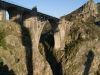 Detalle del Puente Gundián, de la línea vieja de Santiago-Ourense (aun en uso)