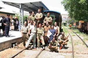 Foto de grupo del Frente de Madrid en el tren de Arganda. Foto: CIFVM.